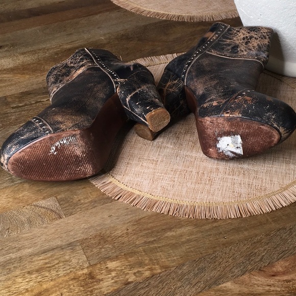 Women’s Bed Stu Distressed Brown Ankle Boots Size 8.5 - Picture 3 of 9